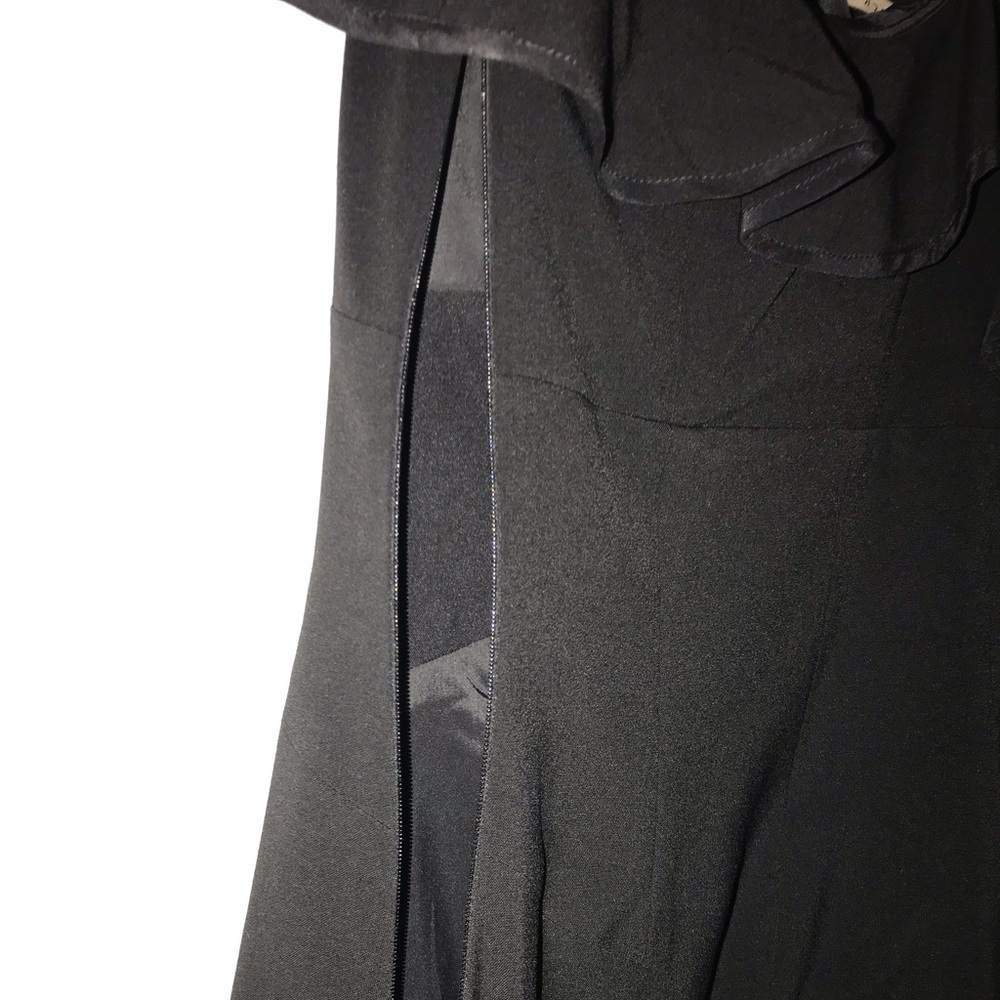 One shoulder Black Halo little black dress - Picture 7 of 7